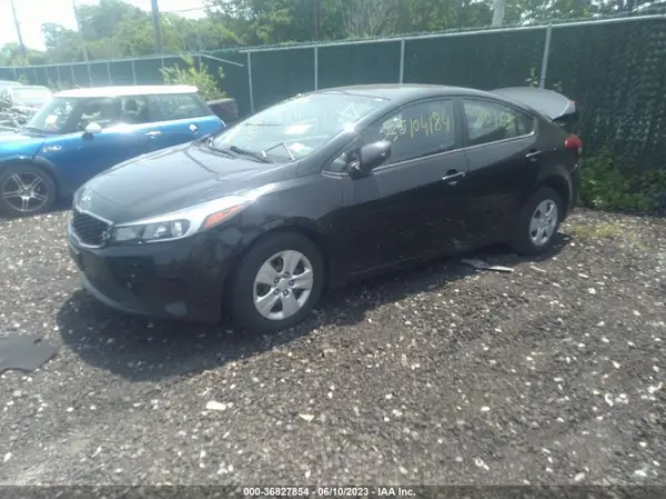 3KPFK4A74HE042746 2017 KIA FORTE - Image 2