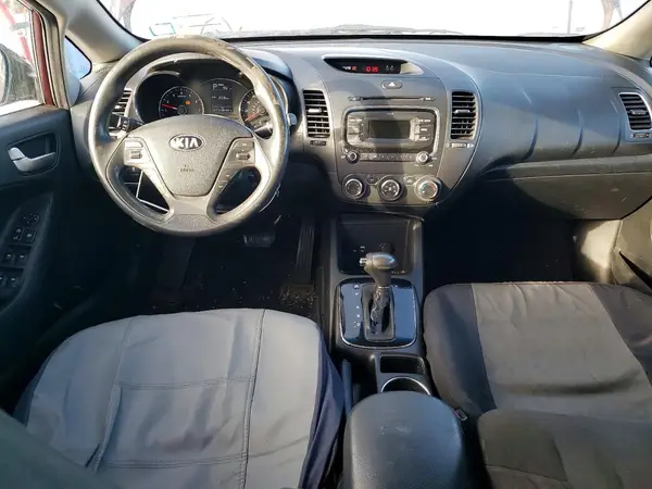 3KPFK4A74HE043461 2017 KIA FORTE - Image 8