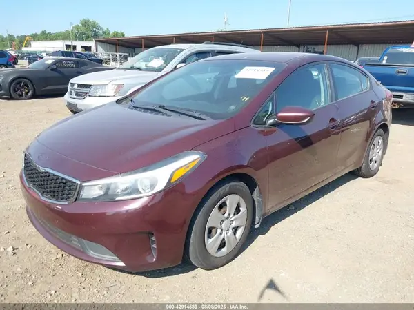 3KPFK4A74HE046215 2017 KIA FORTE - Image 2