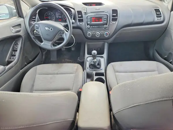 3KPFK4A74HE049938 2017 KIA FORTE - Image 8
