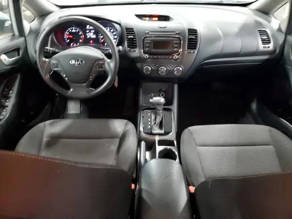 3KPFK4A74HE050300 2017 KIA FORTE - Image 8