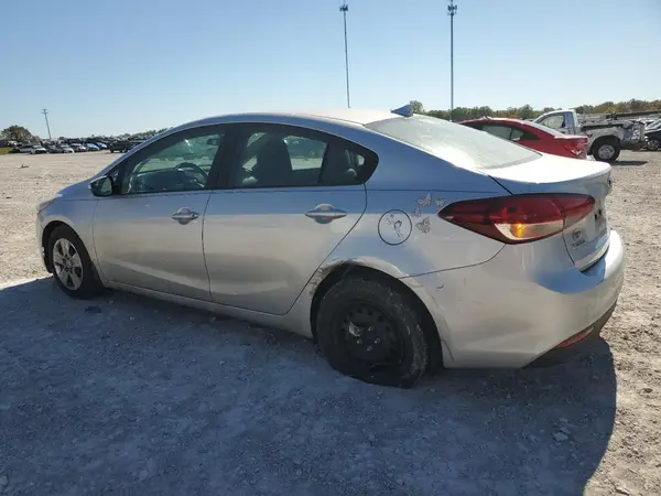 3KPFK4A74HE050801 2017 KIA FORTE - Image 2