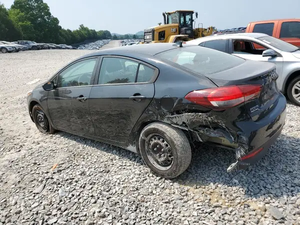 3KPFK4A74HE051169 2017 KIA FORTE - Image 2