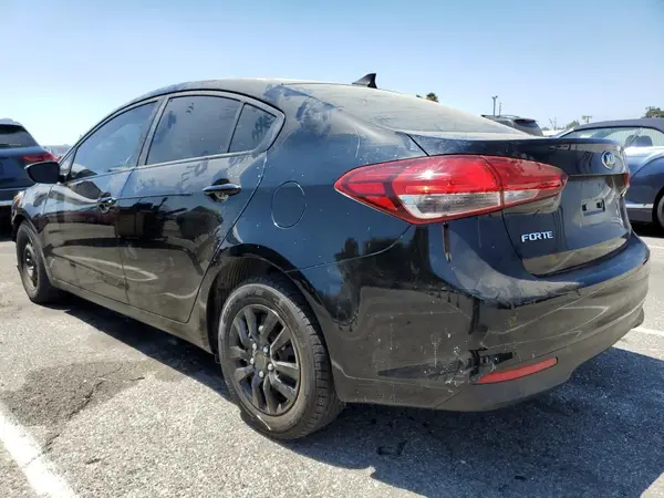 3KPFK4A74HE052256 2017 KIA FORTE - Image 2