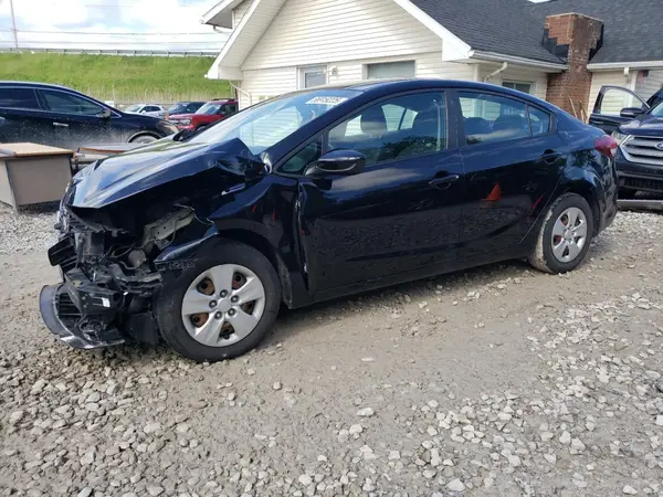 3KPFK4A74HE060728 2017 KIA FORTE - Image 1