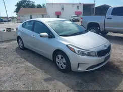 3KPFK4A74HE062303 2017 KIA FORTE