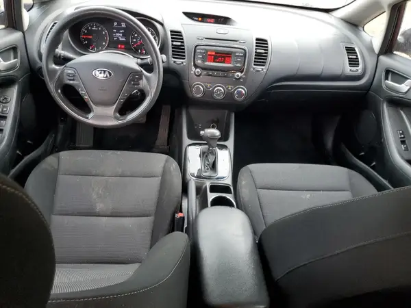 3KPFK4A74HE063533 2017 KIA FORTE - Image 8