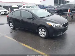 3KPFK4A74HE064102 2017 KIA FORTE