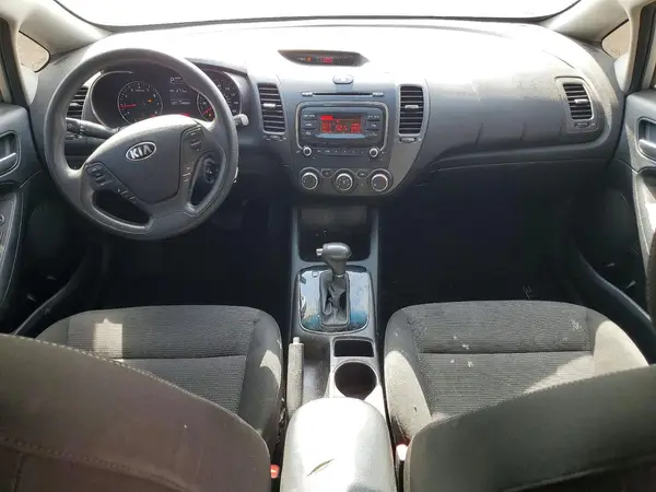 3KPFK4A74HE067159 2017 KIA FORTE - Image 8