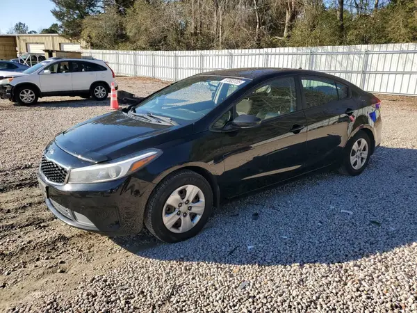 3KPFK4A74HE068506 2017 KIA FORTE - Image 1