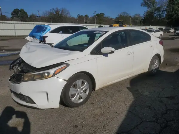 3KPFK4A74HE071065 2017 KIA FORTE - Image 1