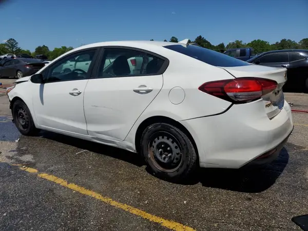 3KPFK4A74HE071518 2017 KIA FORTE - Image 2