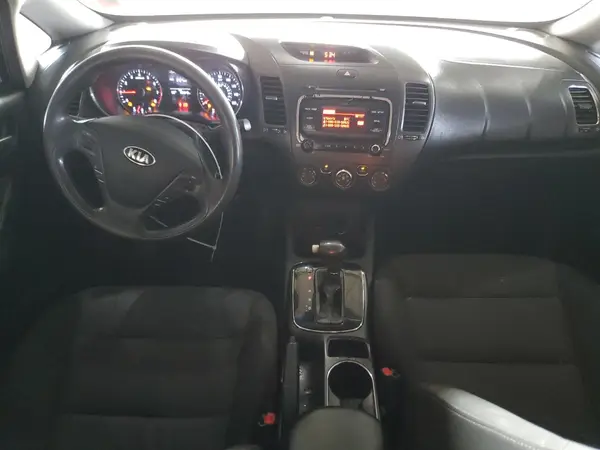 3KPFK4A74HE072992 2017 KIA FORTE - Image 8