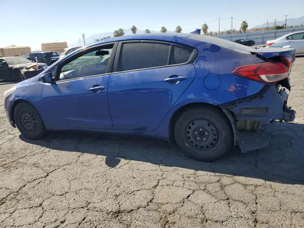 3KPFK4A74HE075536 2017 KIA FORTE - Image 2