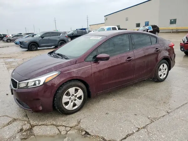 3KPFK4A74HE075617 2017 KIA FORTE - Image 1