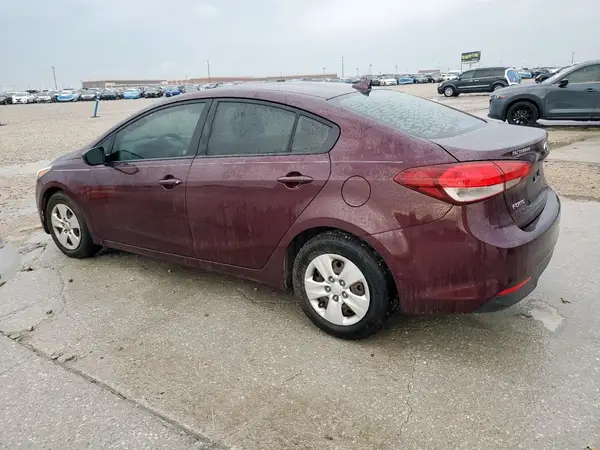 3KPFK4A74HE075617 2017 KIA FORTE - Image 2