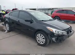 3KPFK4A74HE083104 2017 KIA FORTE