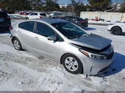 3KPFK4A74HE087864 2017 KIA FORTE