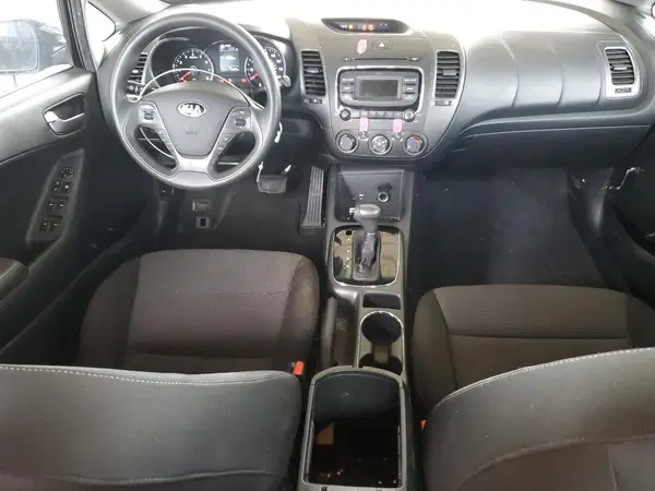 3KPFK4A74HE089159 2017 KIA FORTE - Image 8