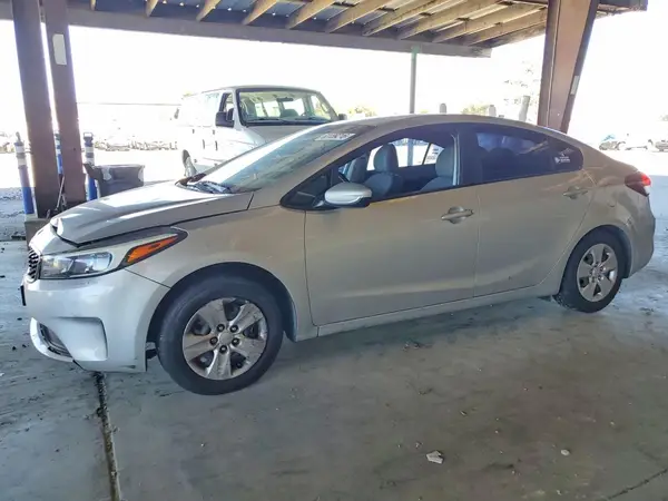 3KPFK4A74HE096967 2017 KIA FORTE - Image 1