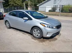3KPFK4A74HE099996 2017 KIA FORTE