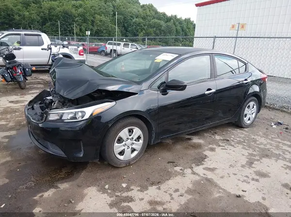 3KPFK4A74HE104436 2017 KIA FORTE - Image 2