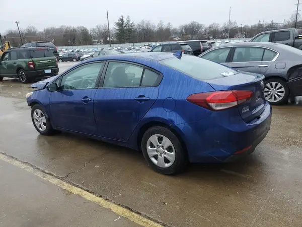 3KPFK4A74HE106932 2017 KIA FORTE - Image 2