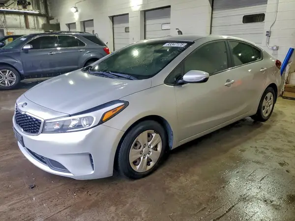 3KPFK4A74HE117378 2017 KIA FORTE - Image 1