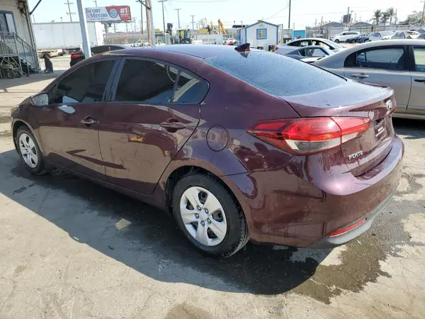 3KPFK4A74HE118398 2017 KIA FORTE - Image 2