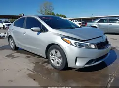 3KPFK4A74HE118725 2017 KIA FORTE
