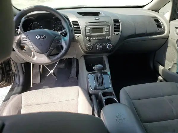 3KPFK4A74HE118806 2017 KIA FORTE - Image 8
