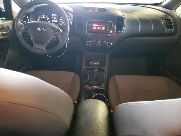 3KPFK4A74HE123634 2017 KIA FORTE - Image 8
