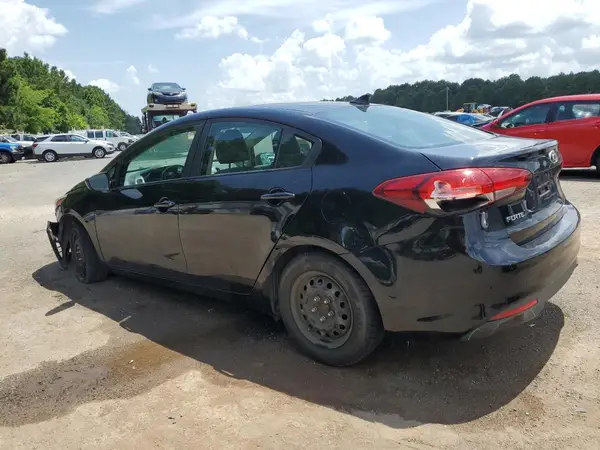3KPFK4A74HE125741 2017 KIA FORTE - Image 2