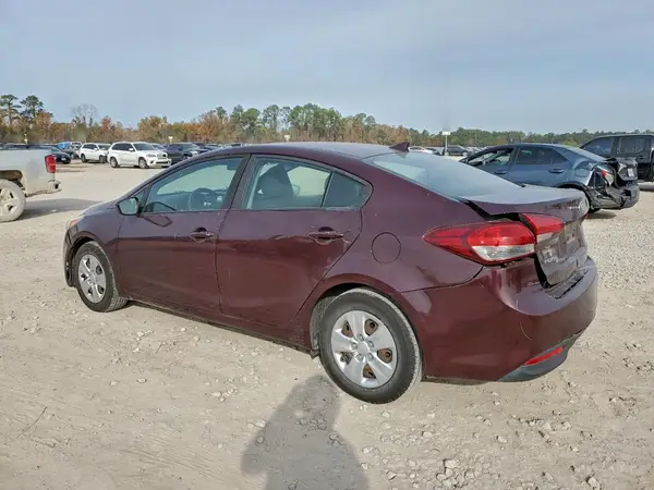 3KPFK4A74HE138649 2017 KIA FORTE - Image 2