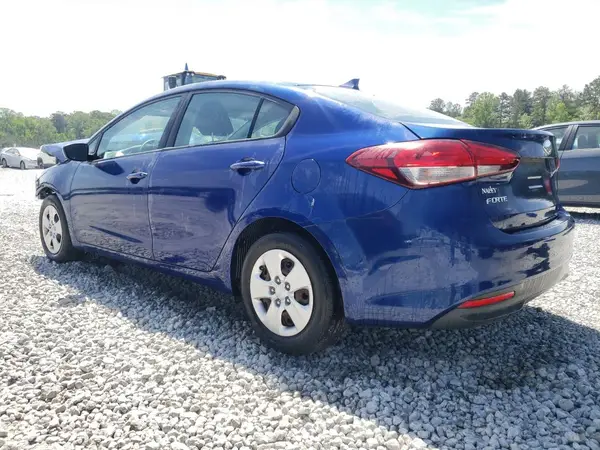 3KPFK4A74HE139106 2017 KIA FORTE - Image 2
