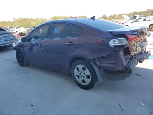 3KPFK4A74HE140014 2017 KIA FORTE - Image 2