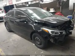 3KPFK4A74HE141373 2017 KIA FORTE