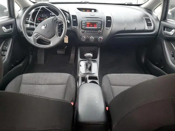 3KPFK4A74HE142720 2017 KIA FORTE - Image 8