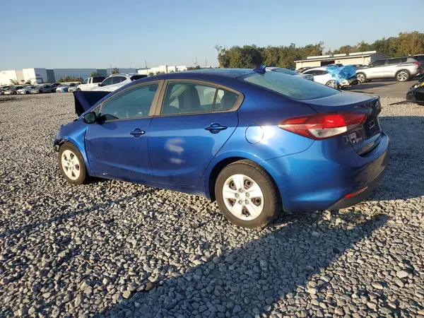3KPFK4A74HE146962 2017 KIA FORTE - Image 2