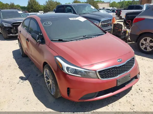 3KPFK4A74HE148145 2017 KIA FORTE - Image 1