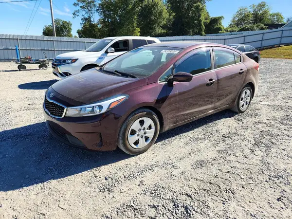 3KPFK4A74HE148520 2017 KIA FORTE - Image 1