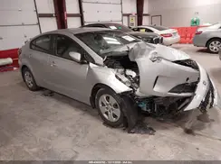 3KPFK4A74HE148582 2017 KIA FORTE