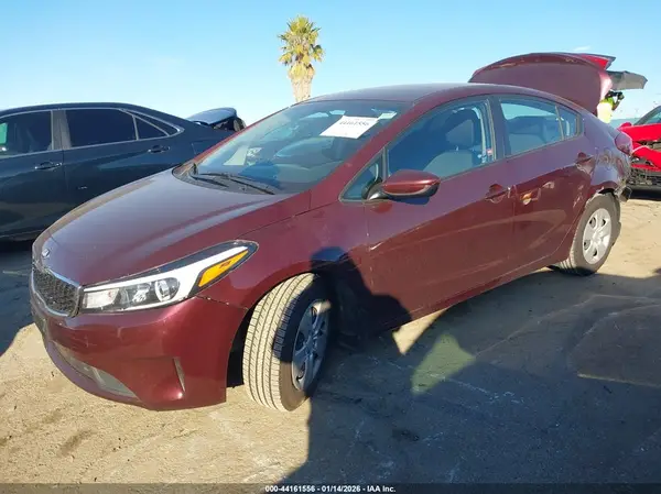 3KPFK4A74HE151210 2017 KIA FORTE - Image 2