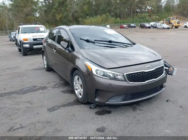 3KPFK4A74HE151255 2017 KIA FORTE - Image 1