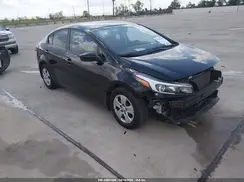 3KPFK4A74HE151790 2017 KIA FORTE