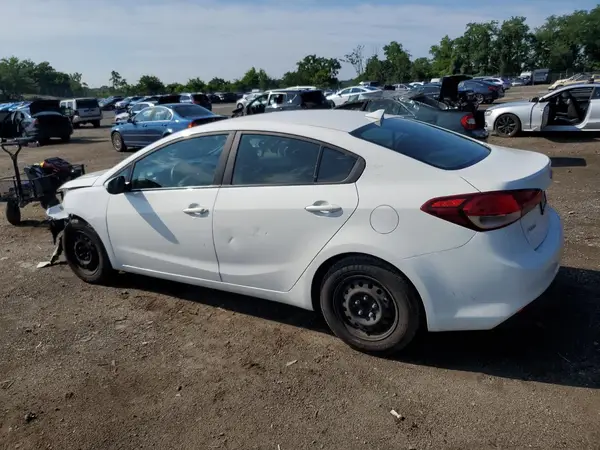 3KPFK4A74HE156424 2017 KIA FORTE - Image 2