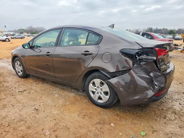 3KPFK4A74HE157122 2017 KIA FORTE - Image 2