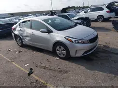 3KPFK4A74HE160120 2017 KIA FORTE