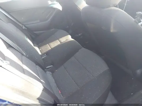 3KPFK4A74JE175867 2018 KIA FORTE - Image 8