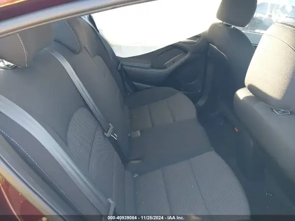 3KPFK4A74JE186528 2018 KIA FORTE - Image 8